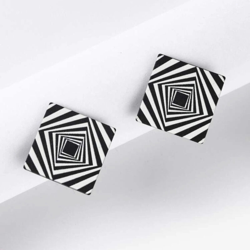 Ασπρόμαυρα σκουλαρίκια κουμπιά