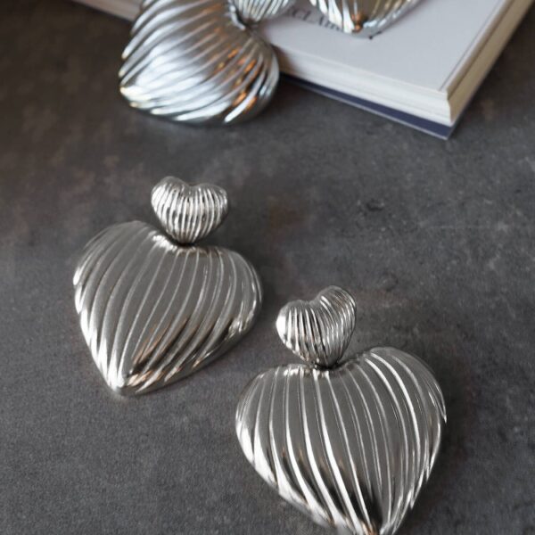 ΣΚΟΥΛΑΡΙΚΙΑ ΑΣΗΜΙ- CARINA