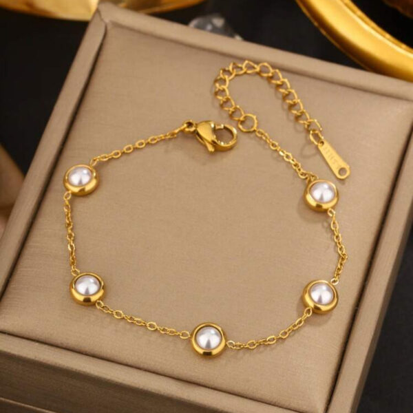 Βραχιόλι από ανοξείδωτο ατσάλι με πέρλες